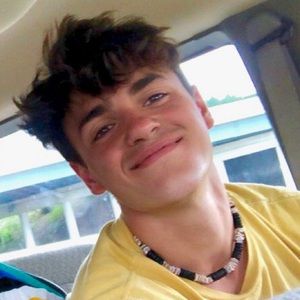 Meet your Posher, Liam